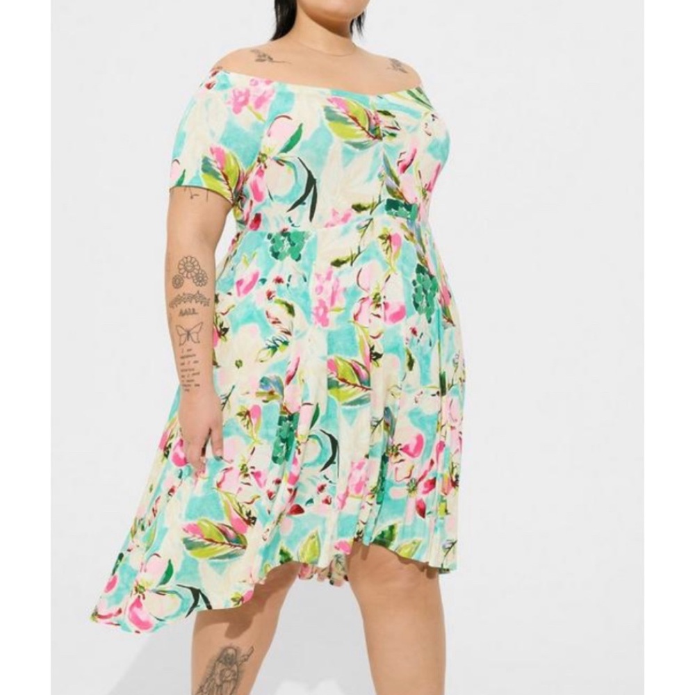 🆕 Floral Supersoft Off Shoulder Skater Dress 2 2X 18 20 NWT Torrid New!